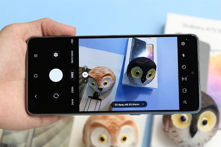 Điện thoại Samsung Galaxy A73 5G 128GB