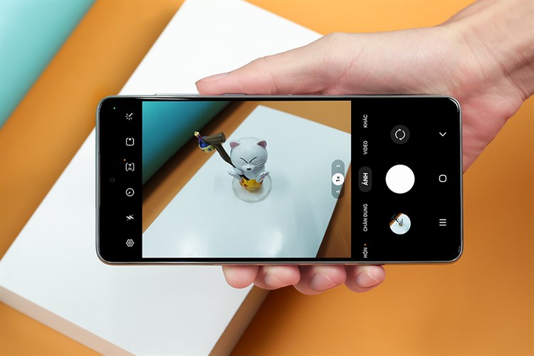 Điện thoại Samsung Galaxy A73 5G 128GB