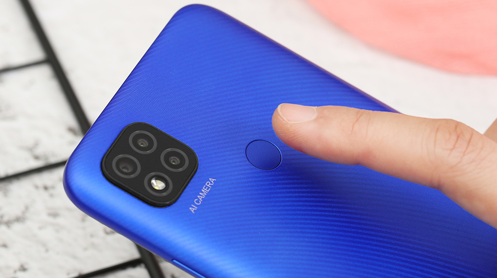 Xiaomi Redmi 9C - Cảm biến vân tay mặt lưng