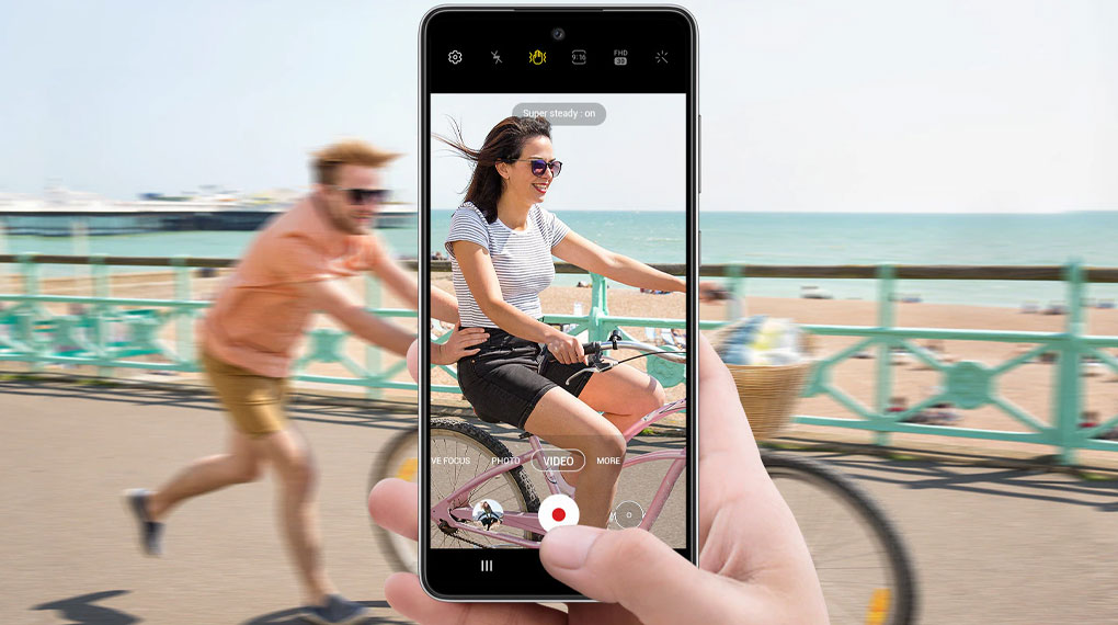 Điện thoại Samsung Galaxy A52s 5G | Thoải mái chụp ảnh quay video với OIS