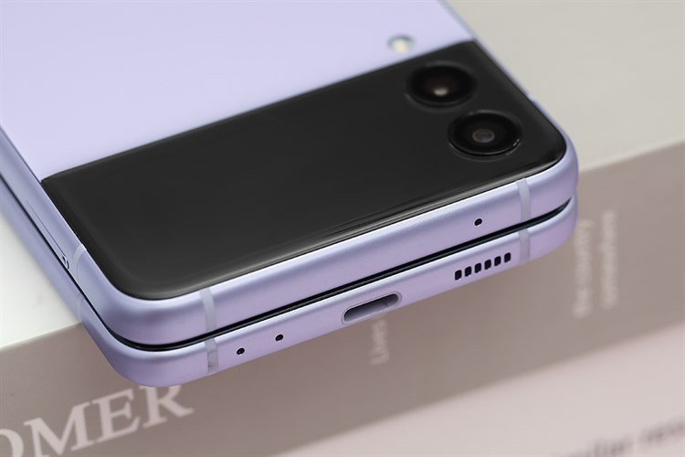 Điện thoại Samsung Galaxy Z Flip3 5G 256GB Màu Tím