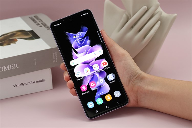 Điện thoại Samsung Galaxy Z Flip3 5G 256GB Màu Tím