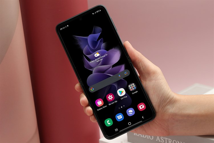 Điện thoại Samsung Galaxy Z Flip3 5G 256GB Màu Xanh lá đậm