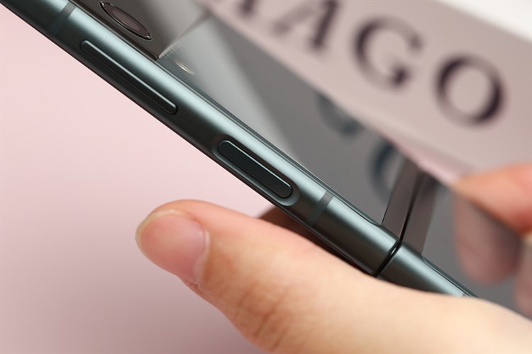 Điện thoại Samsung Galaxy Z Flip3 5G 256GB Màu Xanh lá