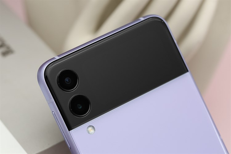 Điện thoại Samsung Galaxy Z Flip3 5G 256GB Màu Tím