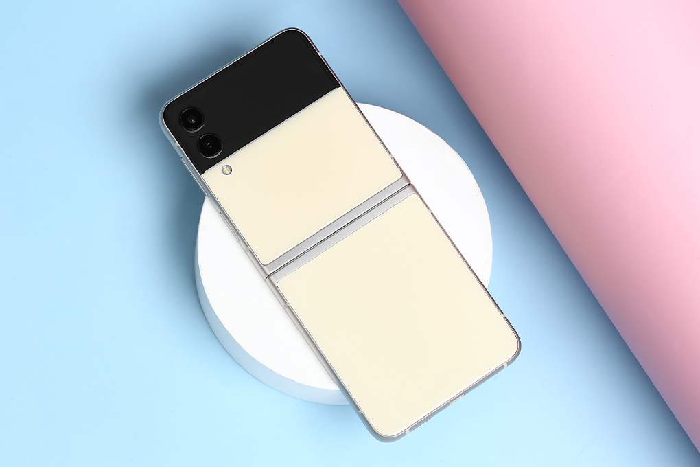 Điện thoại Samsung Galaxy Z Flip3 5G 256GB Màu Kem