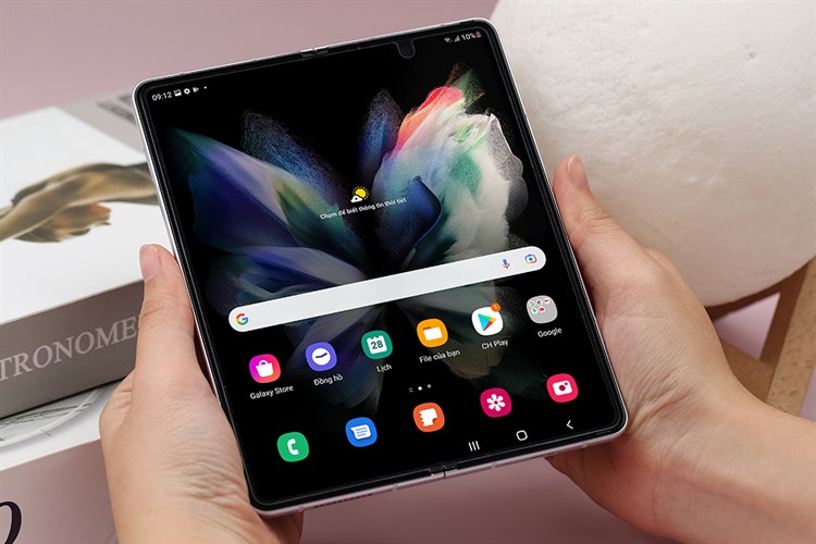 Điện thoại Samsung Galaxy Z Fold3 5G 512GB Màu Bạc
