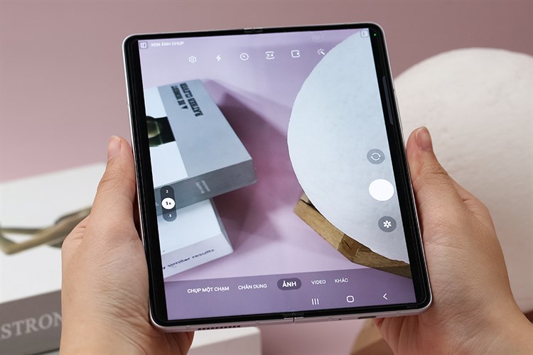 Điện thoại Samsung Galaxy Z Fold3 5G 512GB Màu Bạc