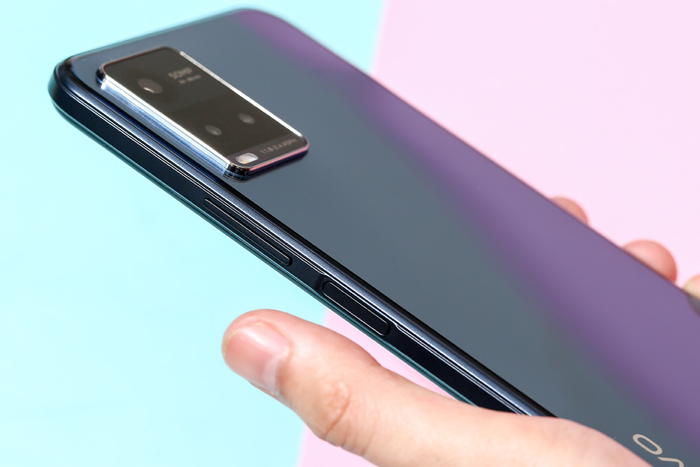 Điện thoại Vivo Y33s Màu Đen