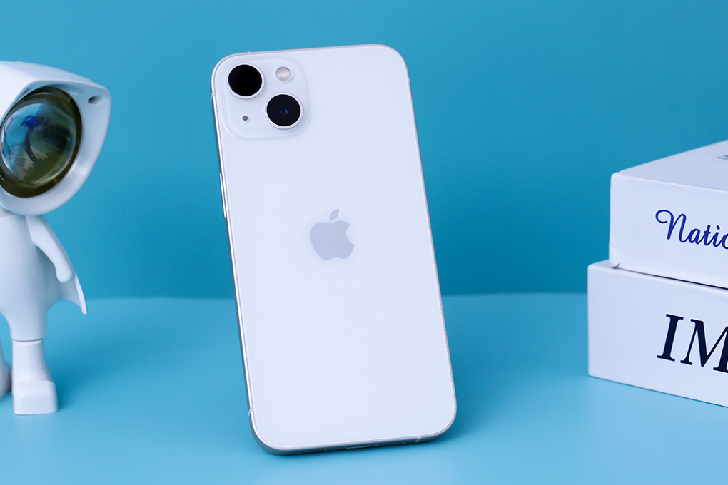 Điện thoại iPhone 13 512GB Màu Trắng