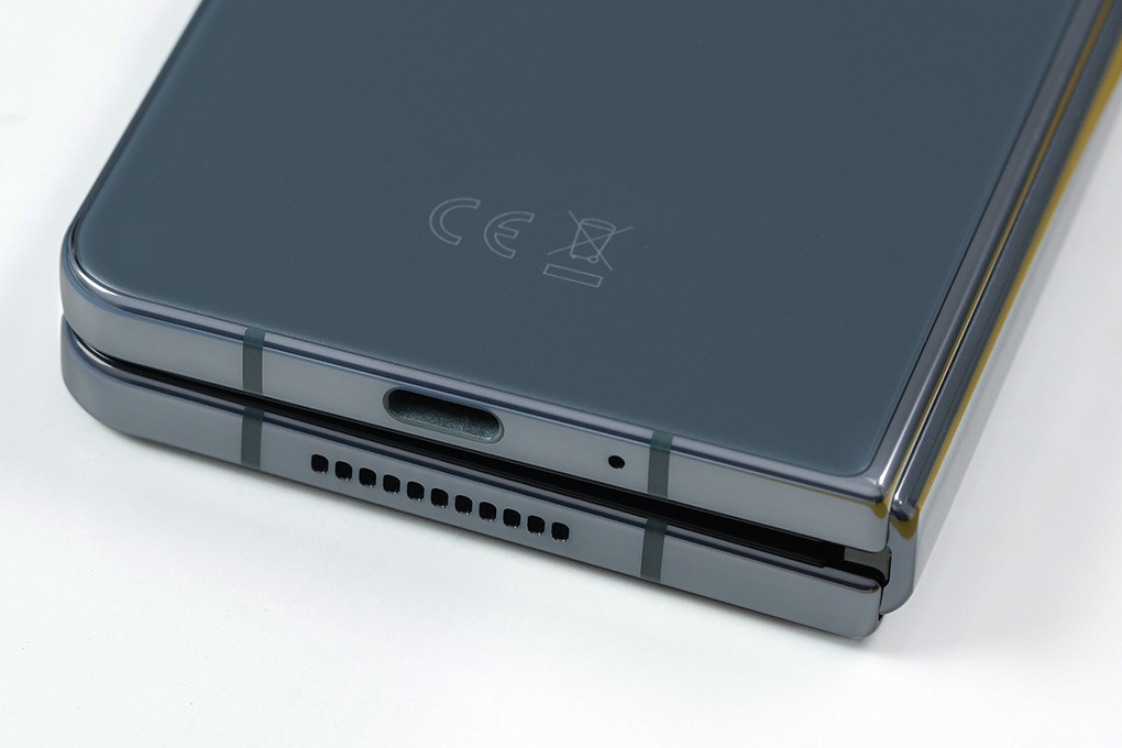 Điện thoại Samsung Galaxy Z Fold4 5G 256GB Màu Xanh rêu