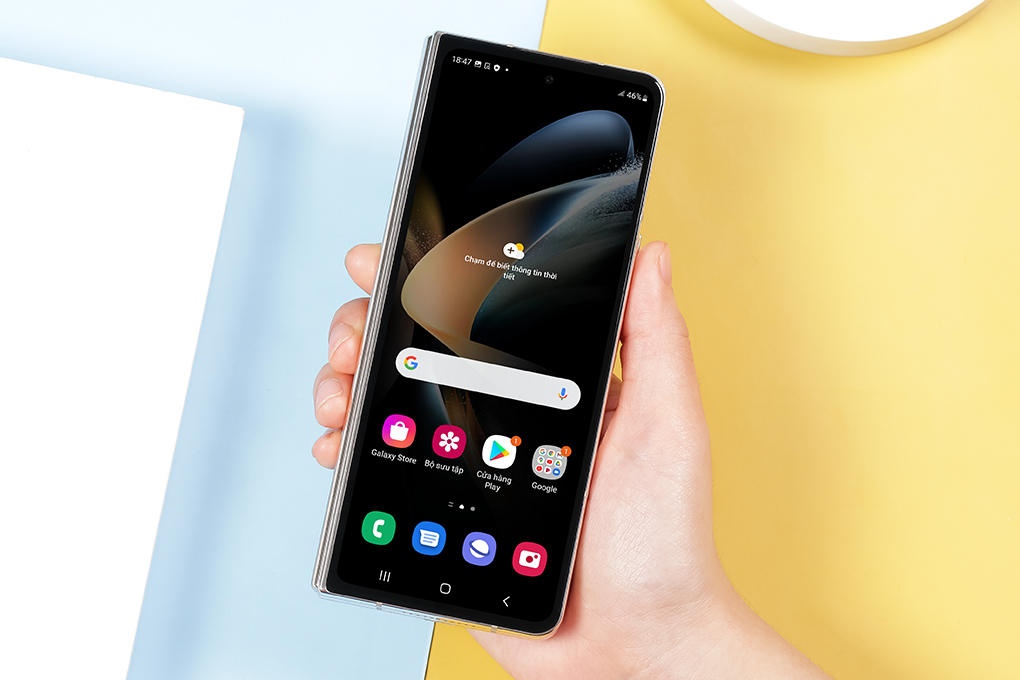 Điện thoại Samsung Galaxy Z Fold4 5G 256GB Màu Kem