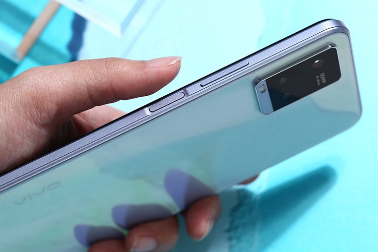 Điện thoại vivo Y21s 6GB Màu Trắng