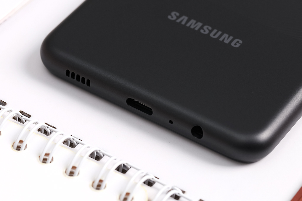 Điện thoại Samsung Galaxy A12 4GB (2021)