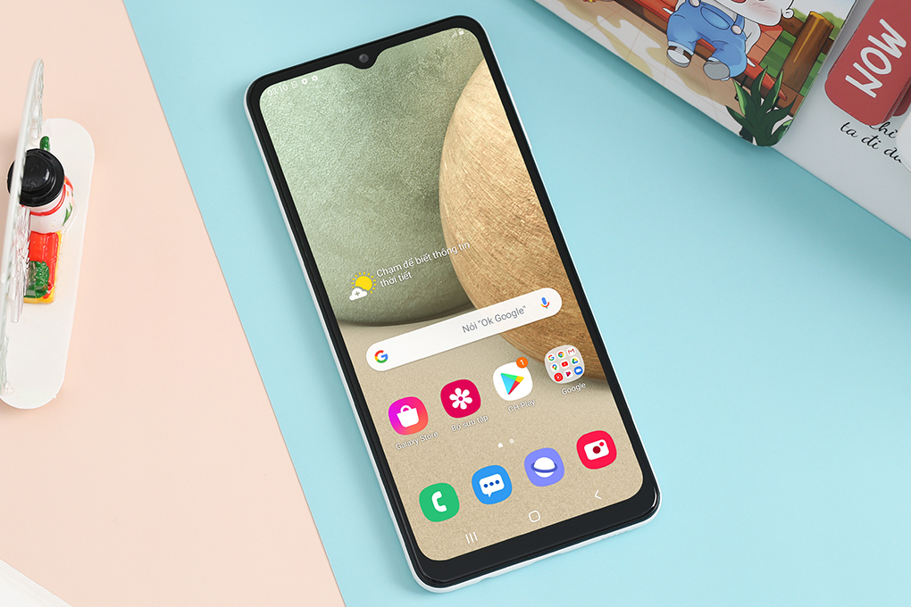 Điện thoại Samsung Galaxy A12 4GB (2021)