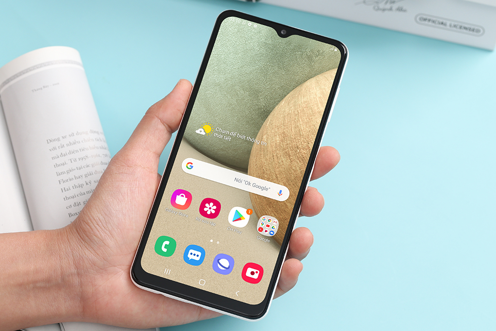 Điện thoại Samsung Galaxy A12 4GB (2021)