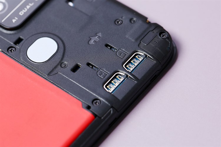 Điện thoại Itel L6006