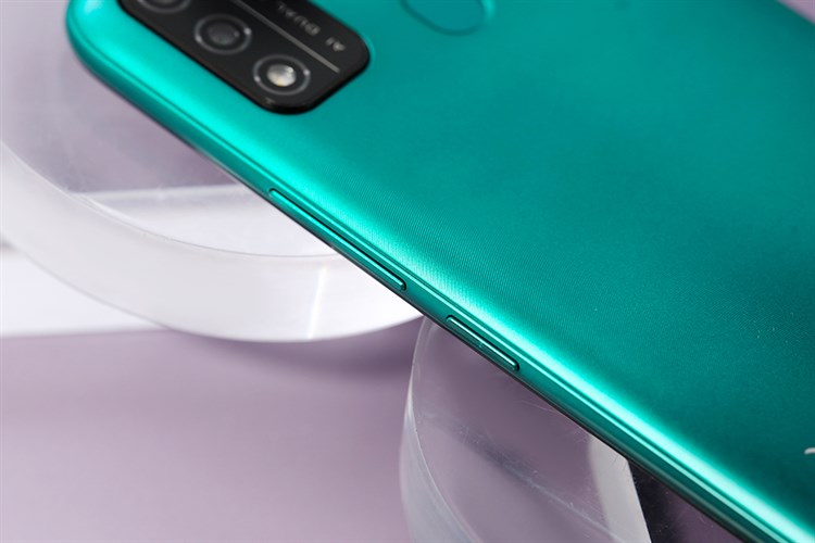 Điện thoại Itel L6006