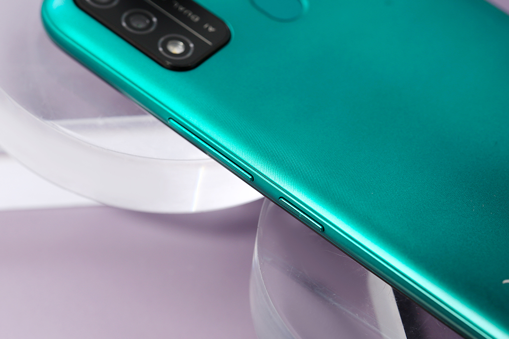 Điện thoại Itel L6006