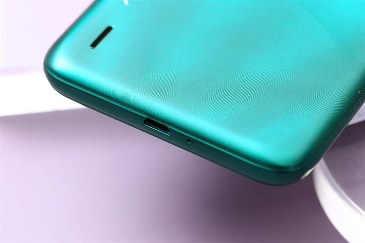 Điện thoại Itel L6006