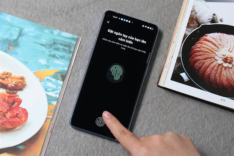 Điện thoại OPPO Reno7 Pro 5G Màu Xanh dương nhạt