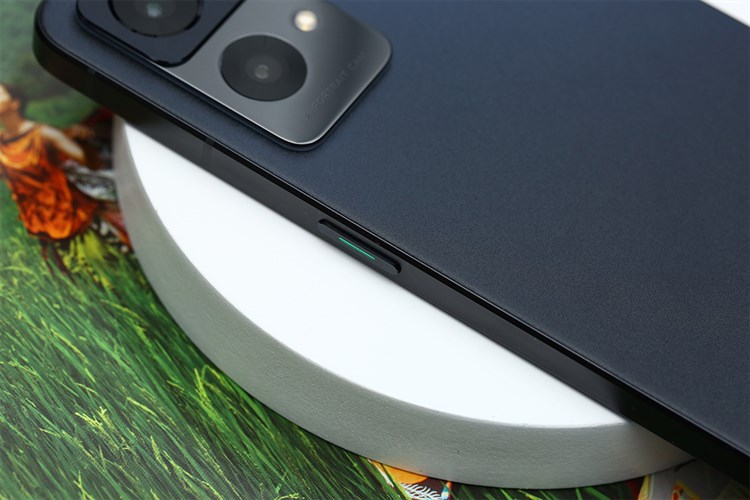 Điện thoại OPPO Reno7 Pro 5G Màu Đen