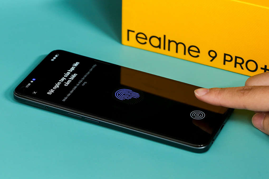 Điện thoại realme 9 Pro+ 5G Màu Xanh lá