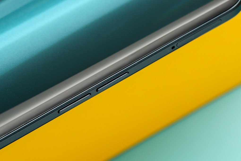 Điện thoại realme 9 Pro+ 5G Màu Xanh lá