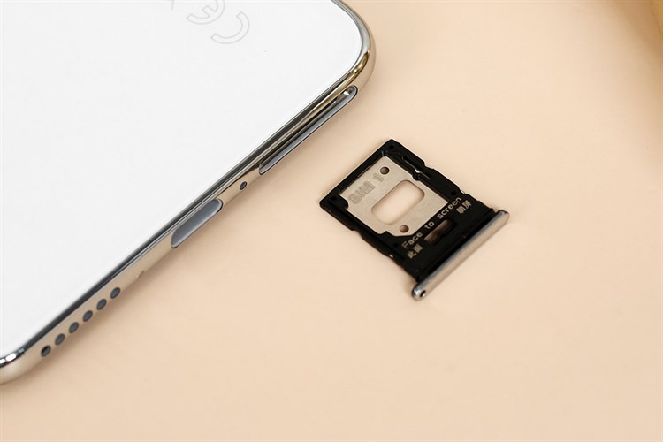 Điện thoại Xiaomi 11 Lite 5G NE Trắng Swarovski Màu Trắng