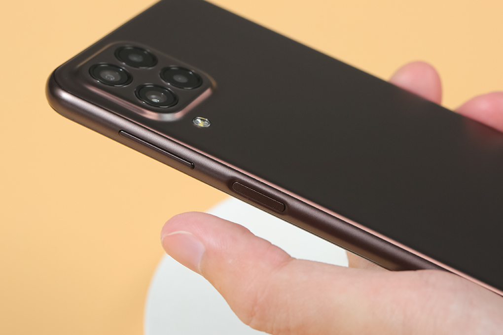 Điện thoại Samsung Galaxy M33 5G Màu Nâu