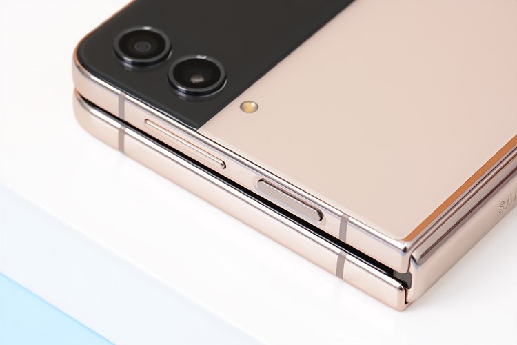 Điện thoại Samsung Galaxy Z Flip4 5G 128GB Màu Vàng Hồng