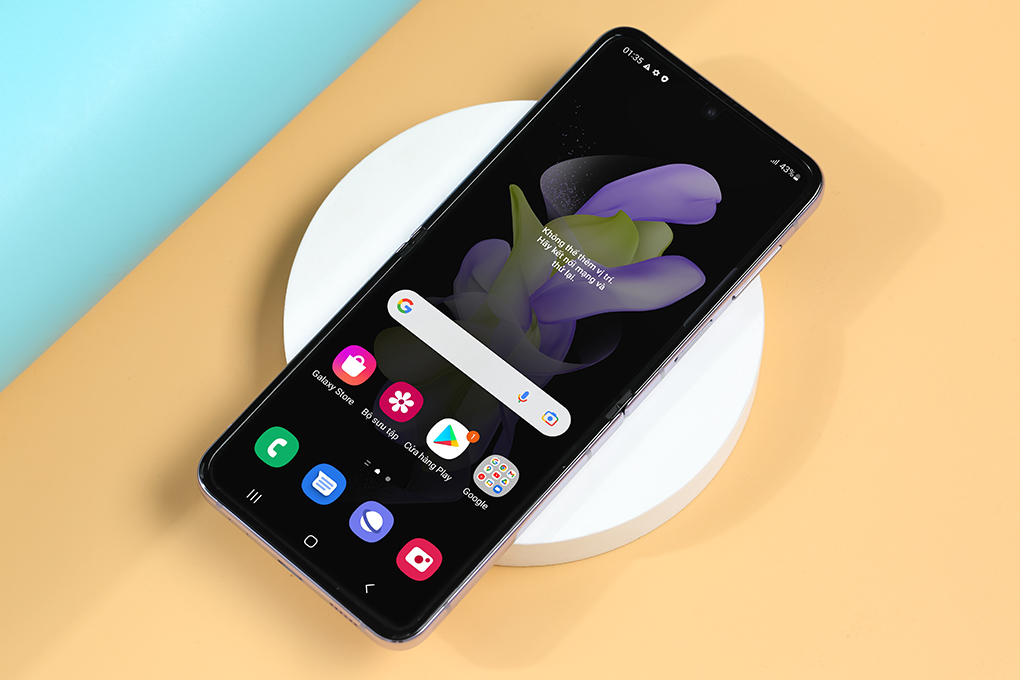 Điện thoại Samsung Galaxy Z Flip4 5G 128GB Màu Tím