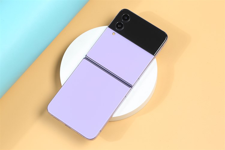 Điện thoại Samsung Galaxy Z Flip4 5G 128GB