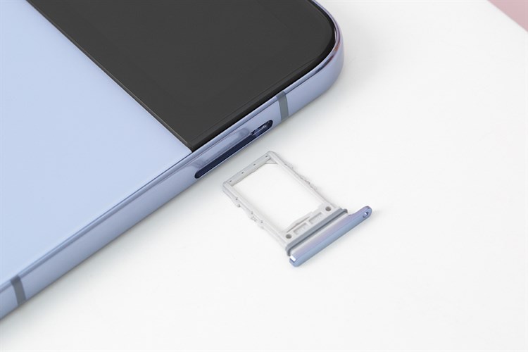 Điện thoại Samsung Galaxy Z Flip4 5G 128GB