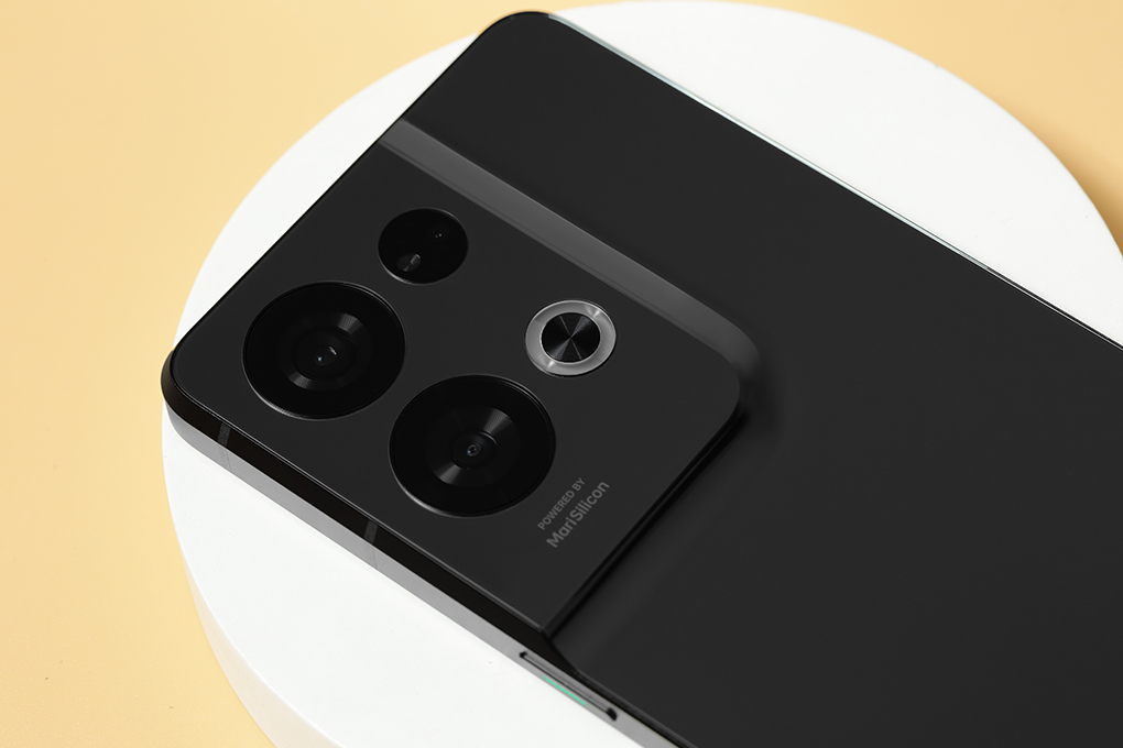 Điện thoại OPPO Reno8 Pro 5G Màu Đen