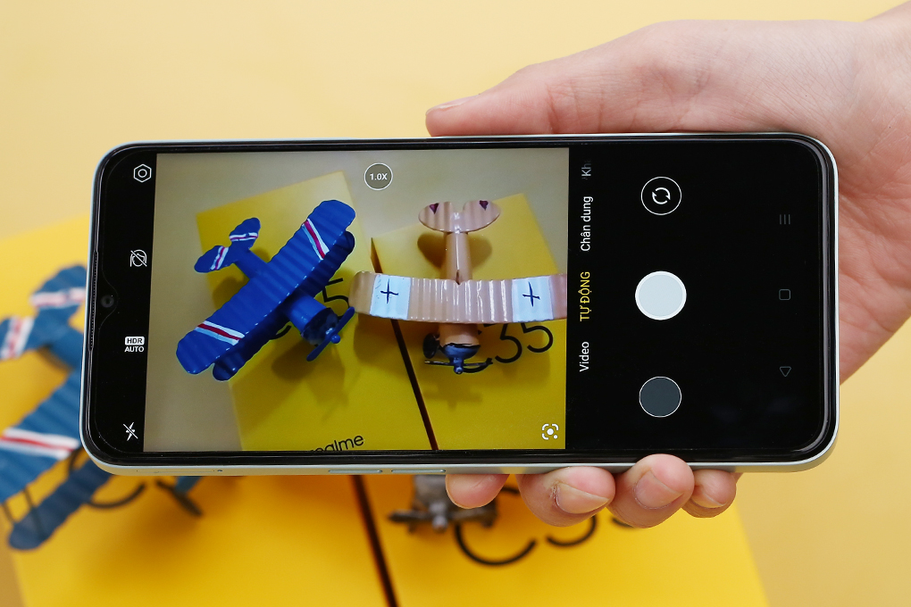 Điện thoại realme C35 64GB Màu Xanh ngọc