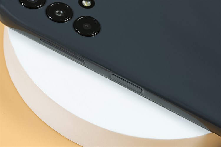 Điện thoại Samsung Galaxy A13 4GB