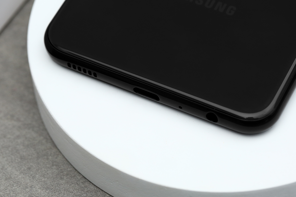 Điện thoại Samsung Galaxy A23 4GB Màu Đen