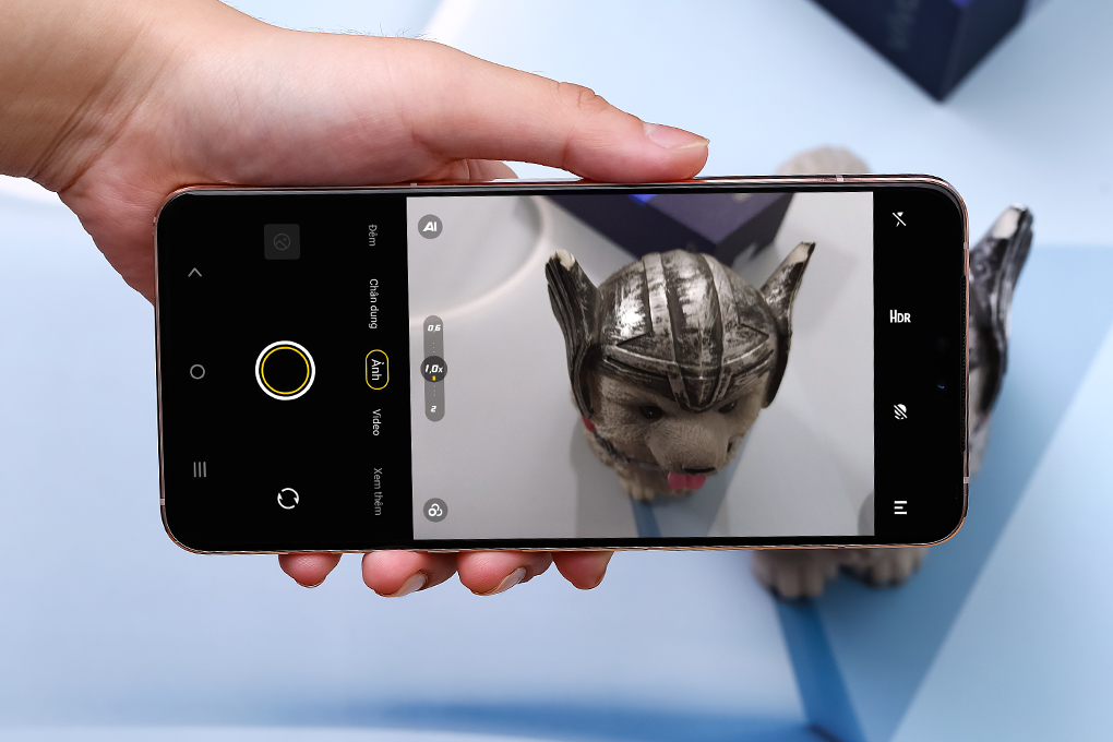 Điện thoại Vivo V23 5G Màu Vàng