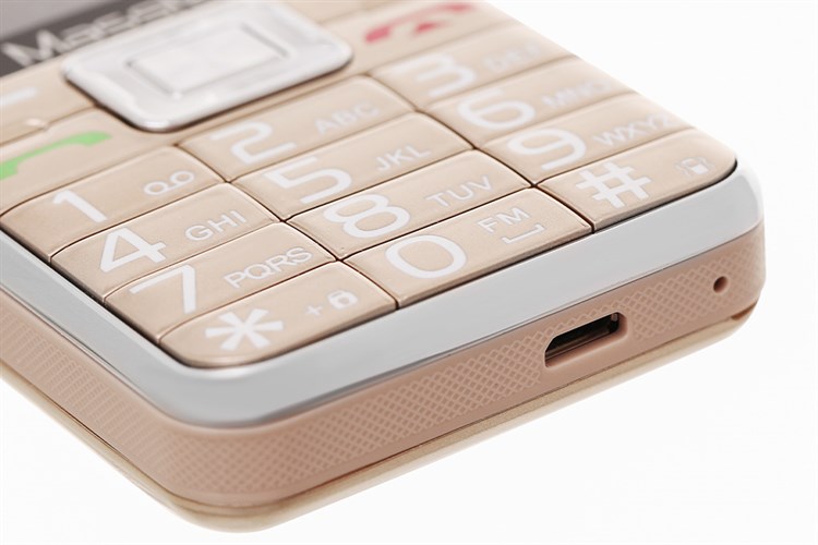 Điện thoại Masstel IZI 55 4G