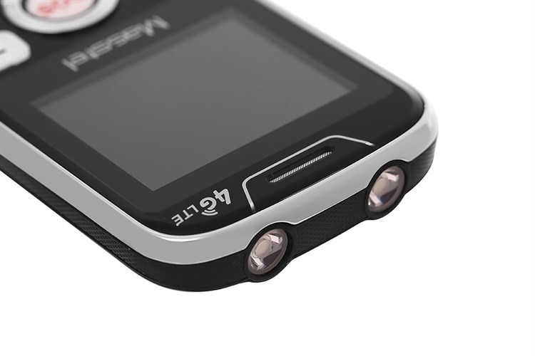 Điện thoại Masstel FAMI 60 Màu Đen