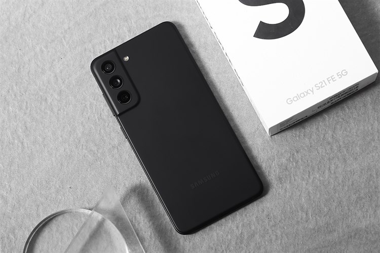 Điện thoại Samsung Galaxy S21 FE 5G (8GB/256GB) Màu Xám đậm