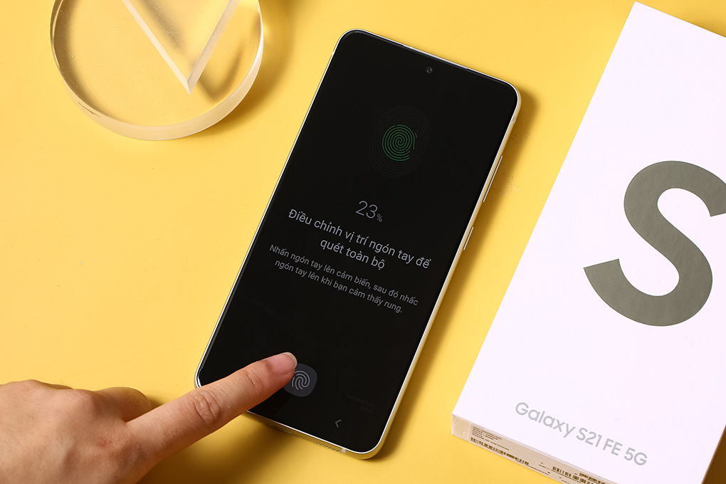 Điện thoại Samsung Galaxy S21 FE 5G (8GB/256GB) Màu Xanh lá nhạt