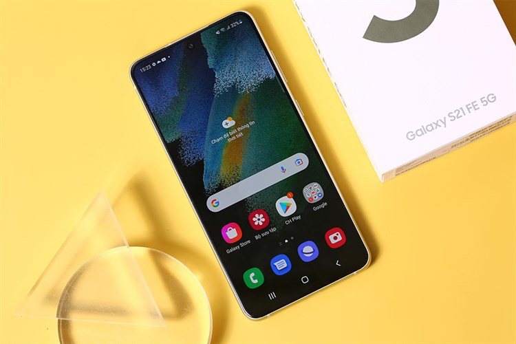 Điện thoại Samsung Galaxy S21 FE 5G (8GB/256GB) Màu Xanh lá nhạt
