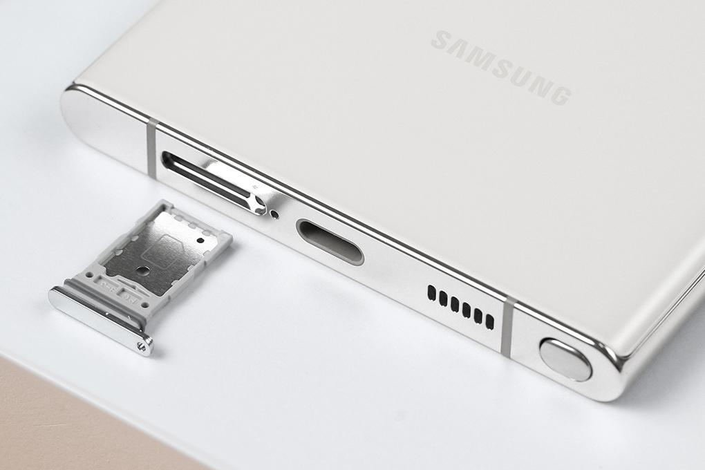 Điện thoại Samsung Galaxy S22 Ultra 5G 256GB Màu Trắng
