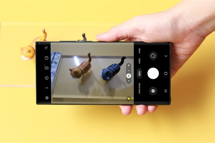 Điện thoại Samsung Galaxy S22 Ultra 5G 256GB Màu Xanh lá