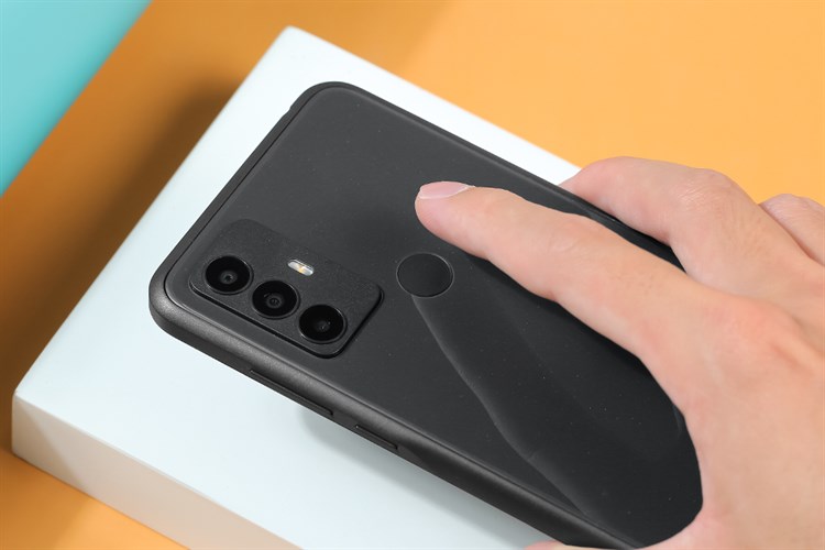 Điện thoại TCL 305