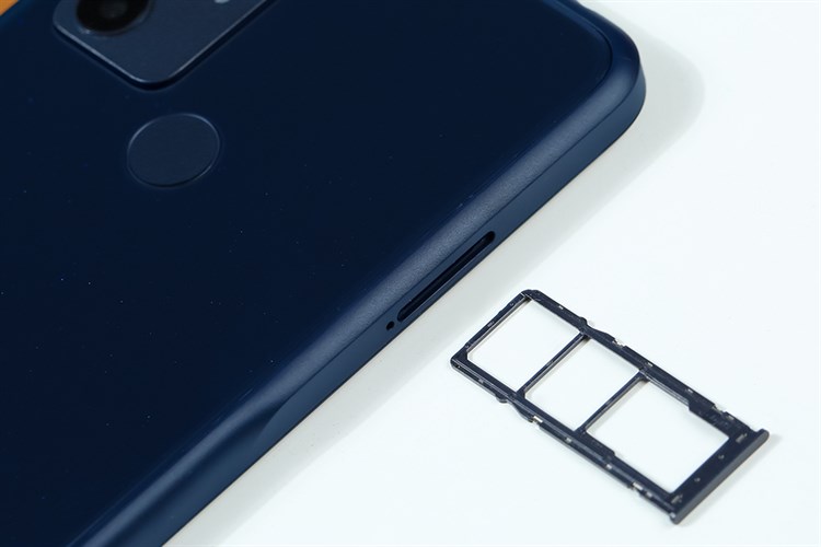 Điện thoại TCL 305