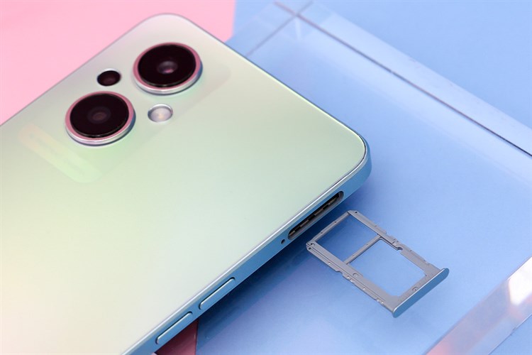 Điện thoại OPPO Reno7 Z 5G Màu Bạc