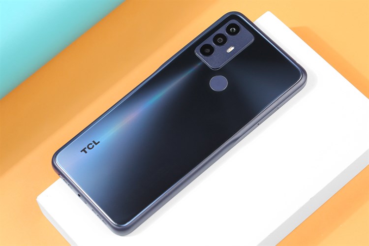 Điện thoại TCL 30 SE